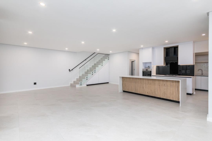 4 Bedroom Property for Sale in Sandown Western Cape